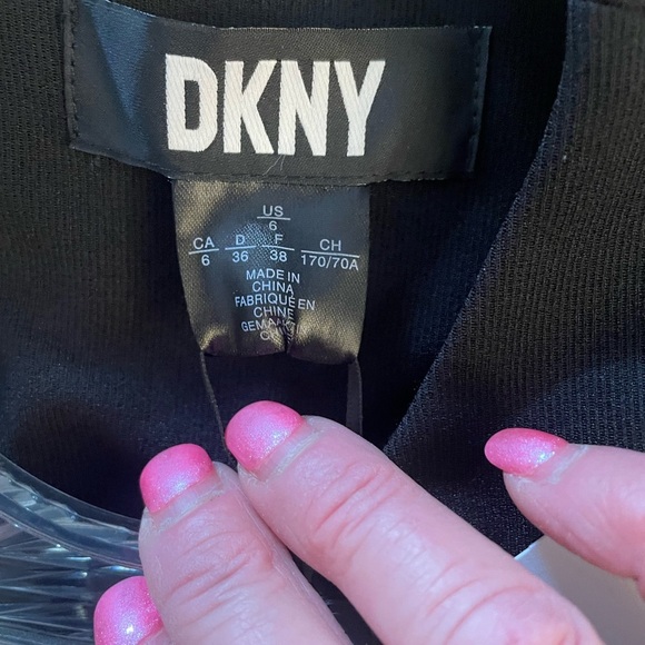 NWT- DKNY Black Chain shoulder accented
Stunning Dress - Picture 5 of 7
